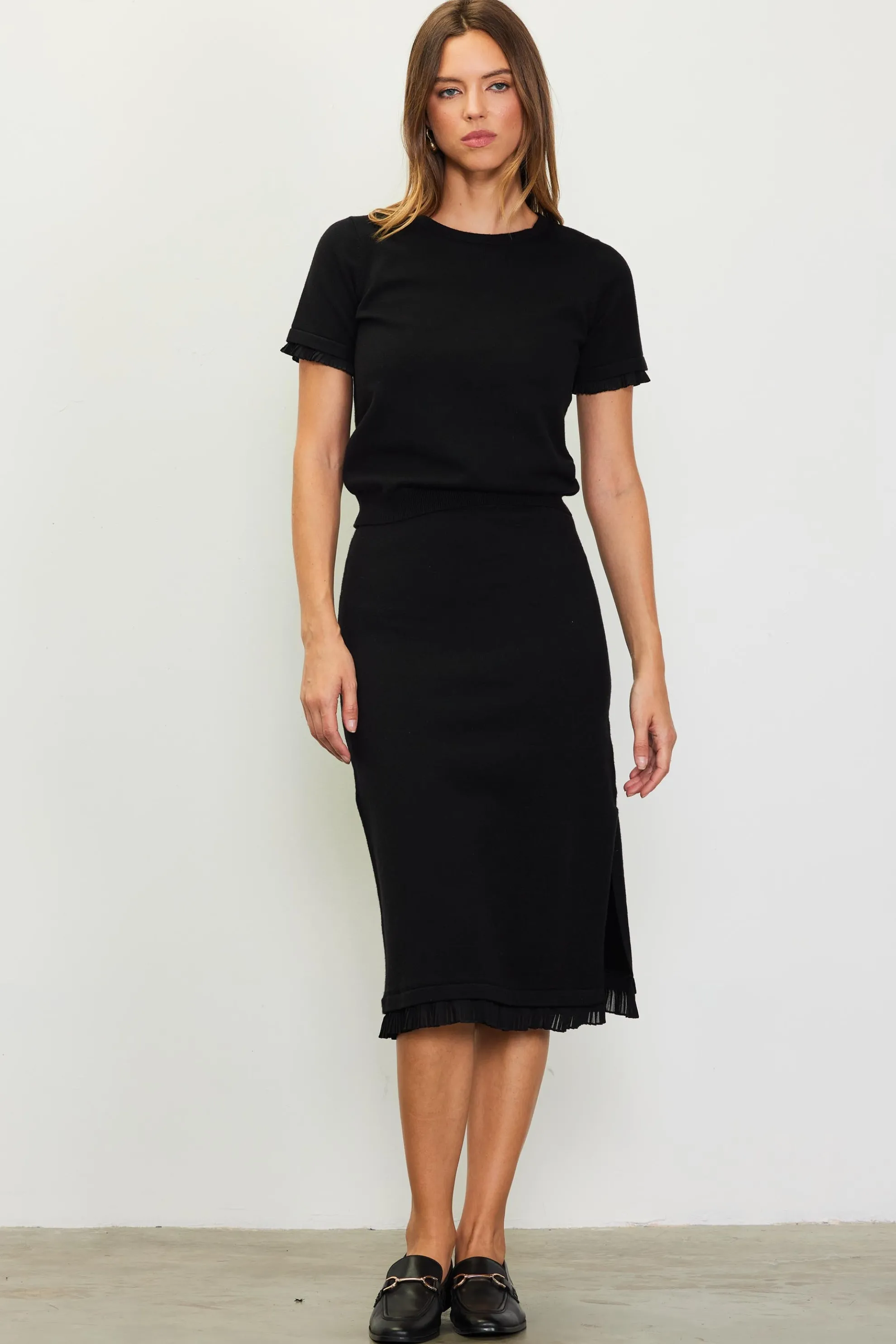 Knit Midi Ruffle Detail Skirt