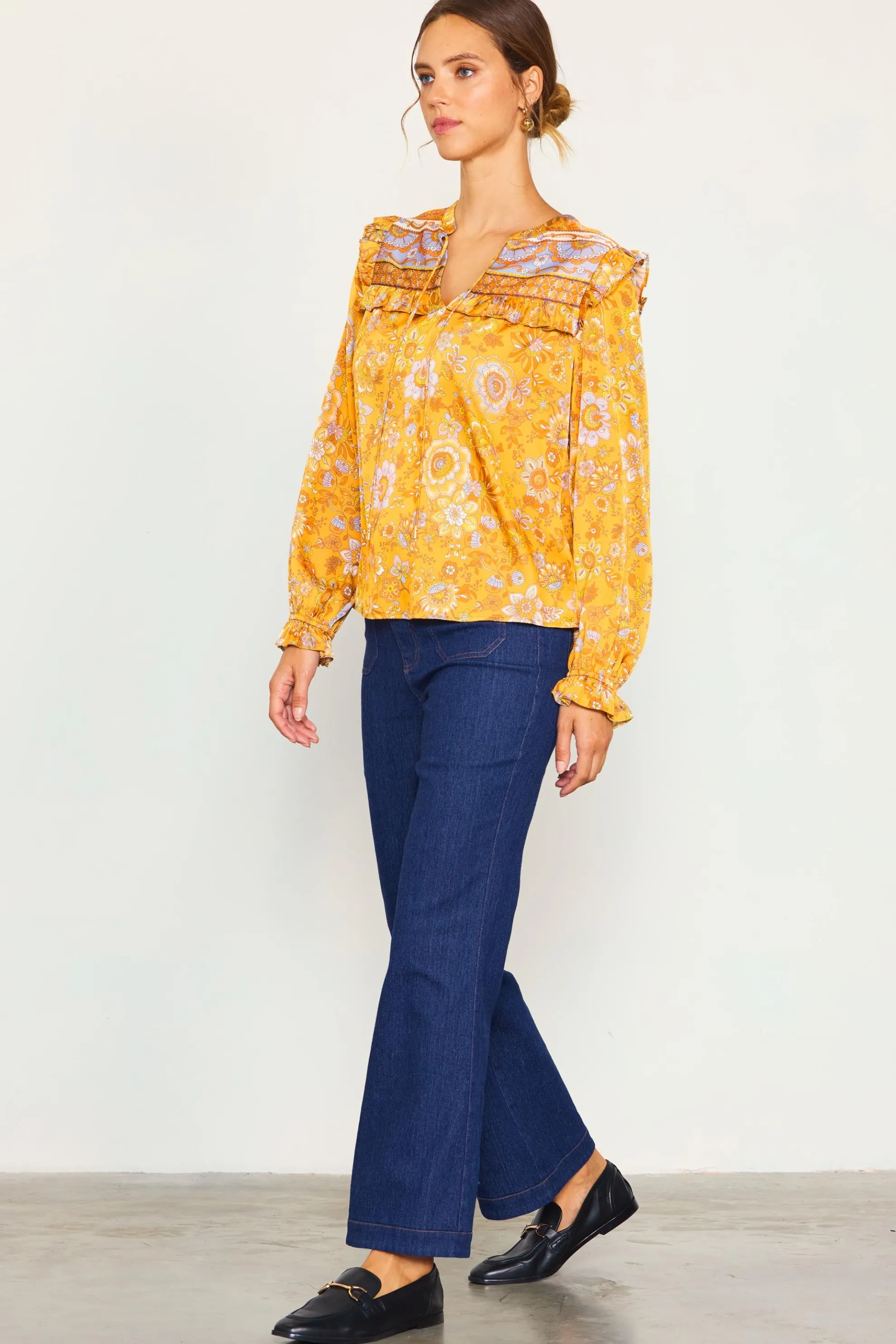 Retro Floral Motif Blouse