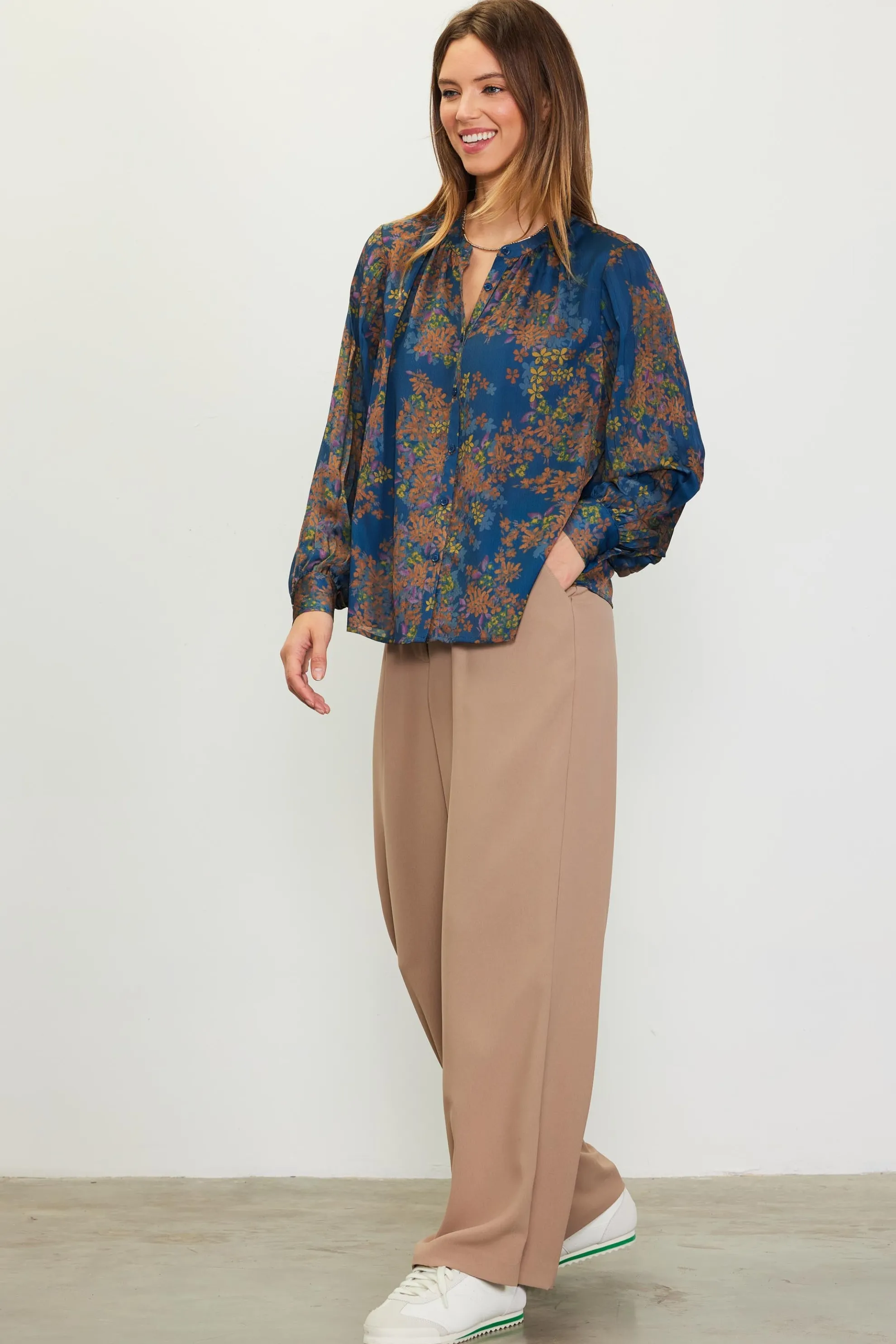 Longsleeve Buttondown Blouse